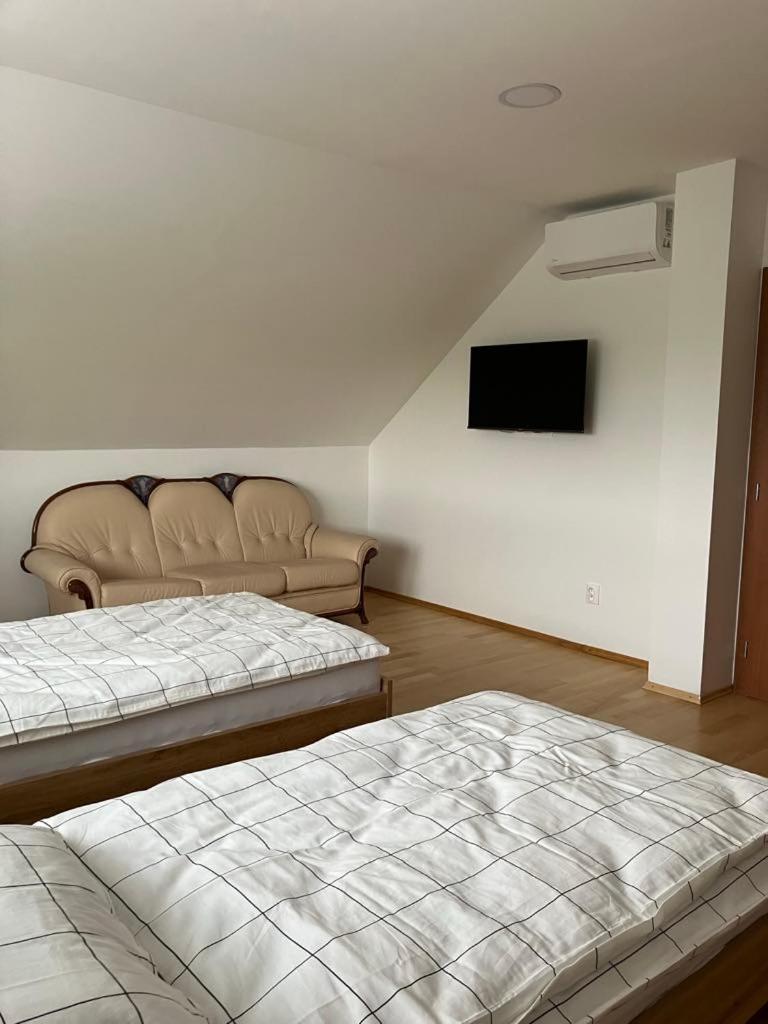 Vila Pri Kupeloch Bojnice Luaran gambar
