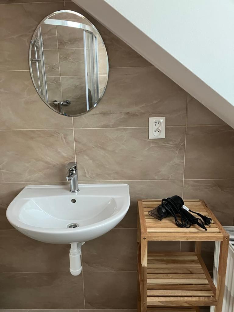 Vila Pri Kupeloch Bojnice Luaran gambar